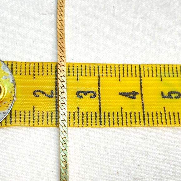 Avon Necklace Gold Tone Thin Chain Clear Rhinestone V Shape Pendant - Picture 5 of 6